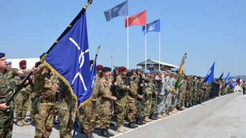 Формално всичко е нормално: Под формата на мирен семинар НАТО увеличава контингента си в Косово