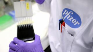 Pfizer, коронавирус, предаване, след ваксина