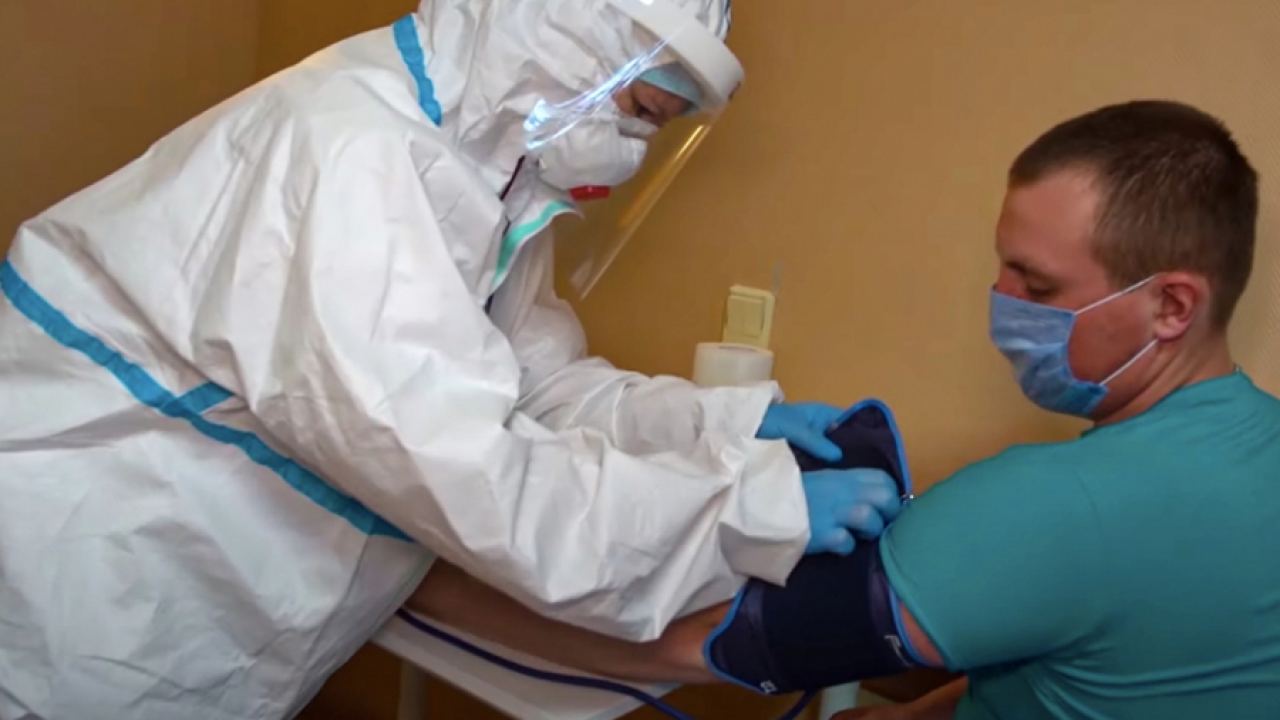 Повече от 800 хиляди руснаци са вече ваксинирани срещу COVID-19