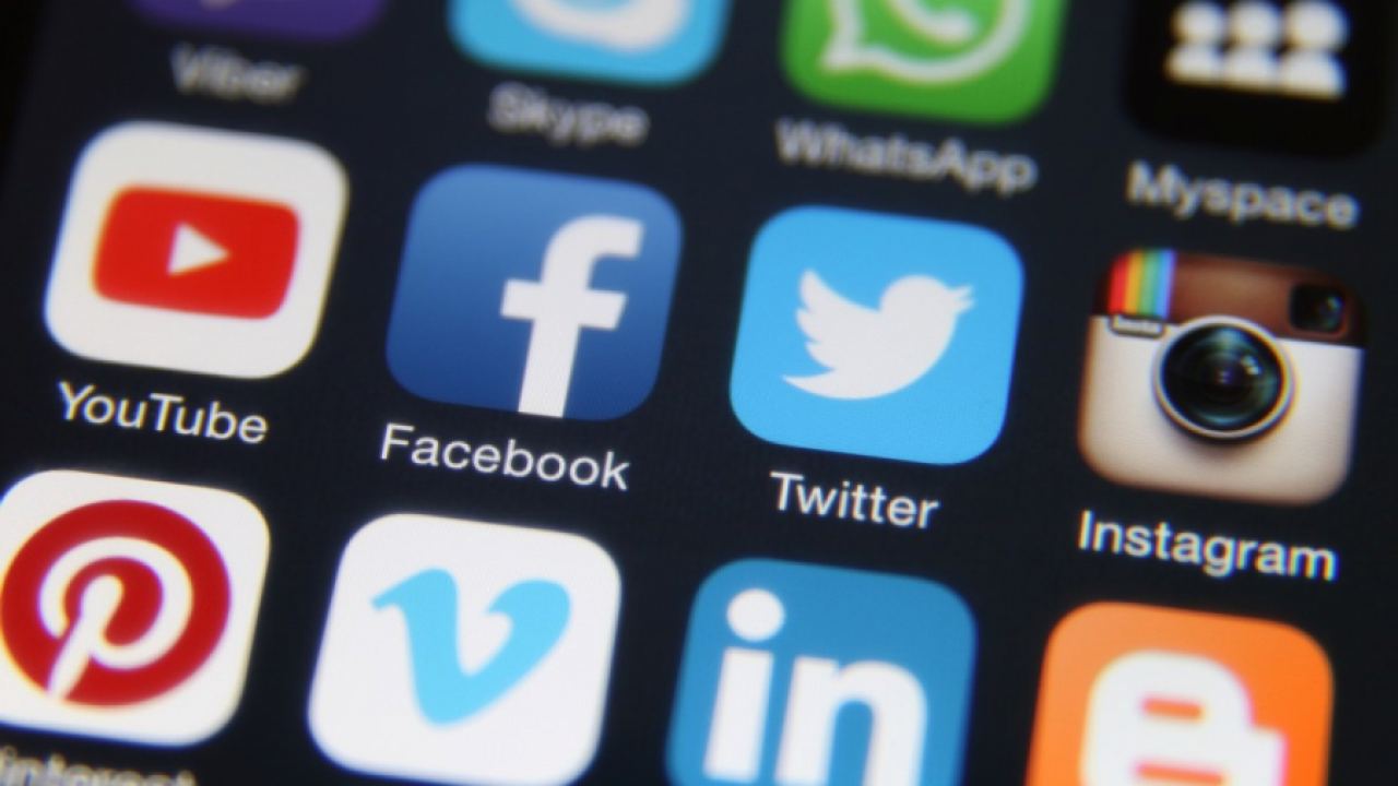Русия: Facebook, Instagram, Twitter и др. ще бъдат глобявани до 4 милиона рубли, а при рецидив - 10% от годишните им приходи