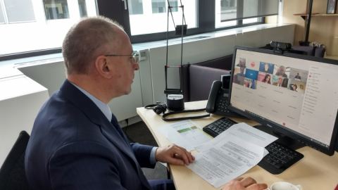 ПЕС: Европейските лидери да приемат ефективен и справедлив план за осигуряване на ваксини