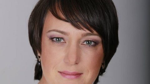 Анна Славова: Дистанционната работа създаде редица проблеми за семействата и учителите