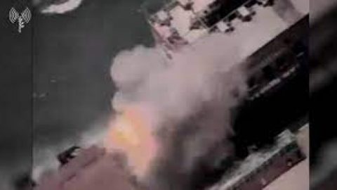 Израелските ВВС са ударили "подводница" на Хамас (ВИДЕО)