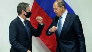Лавров, усмивка, среща на върха, Русия, САЩ