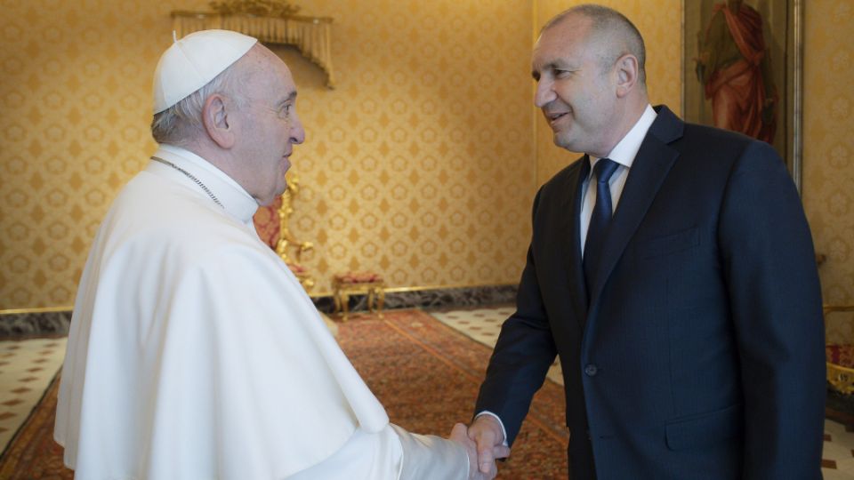 Радев, Папа Франциск
