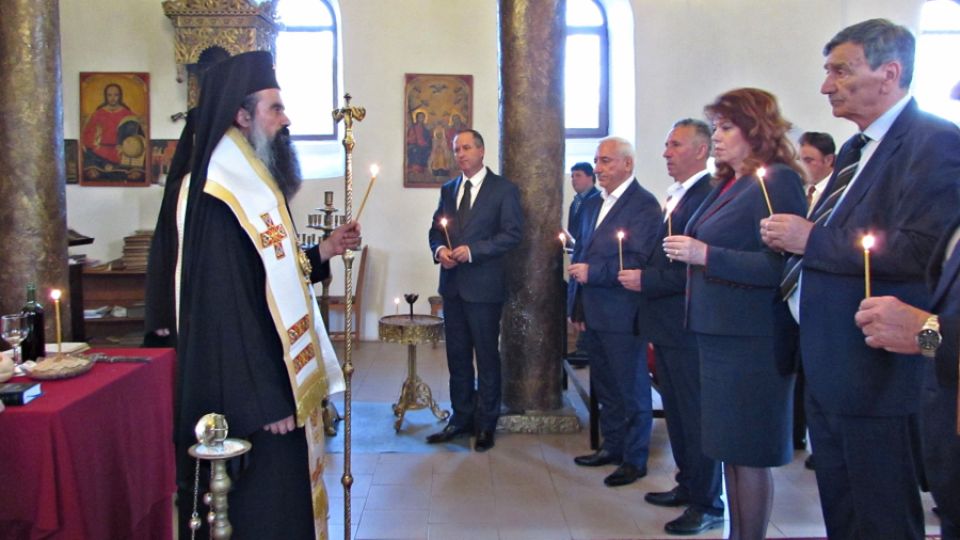 Илияна Йотова