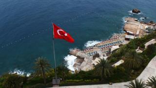 Hürriyet Daily News, руснаци, европейци, Турция, вътрешен туризъм
