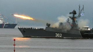 Times, Русия, отвръща, инцидент, британски миноносец, военни учения, Средиземно море
