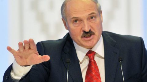 Лукашенко обяви срочна мобилизация в Беларус
