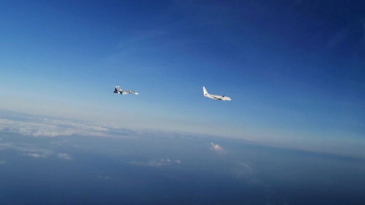 Су-30 прихванаха американски разузнавателен самолет над Черно море