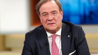 Der Spiegel: Кандидат, германски канцлер, Армин Лашет, по-твърд, Северен поток 2