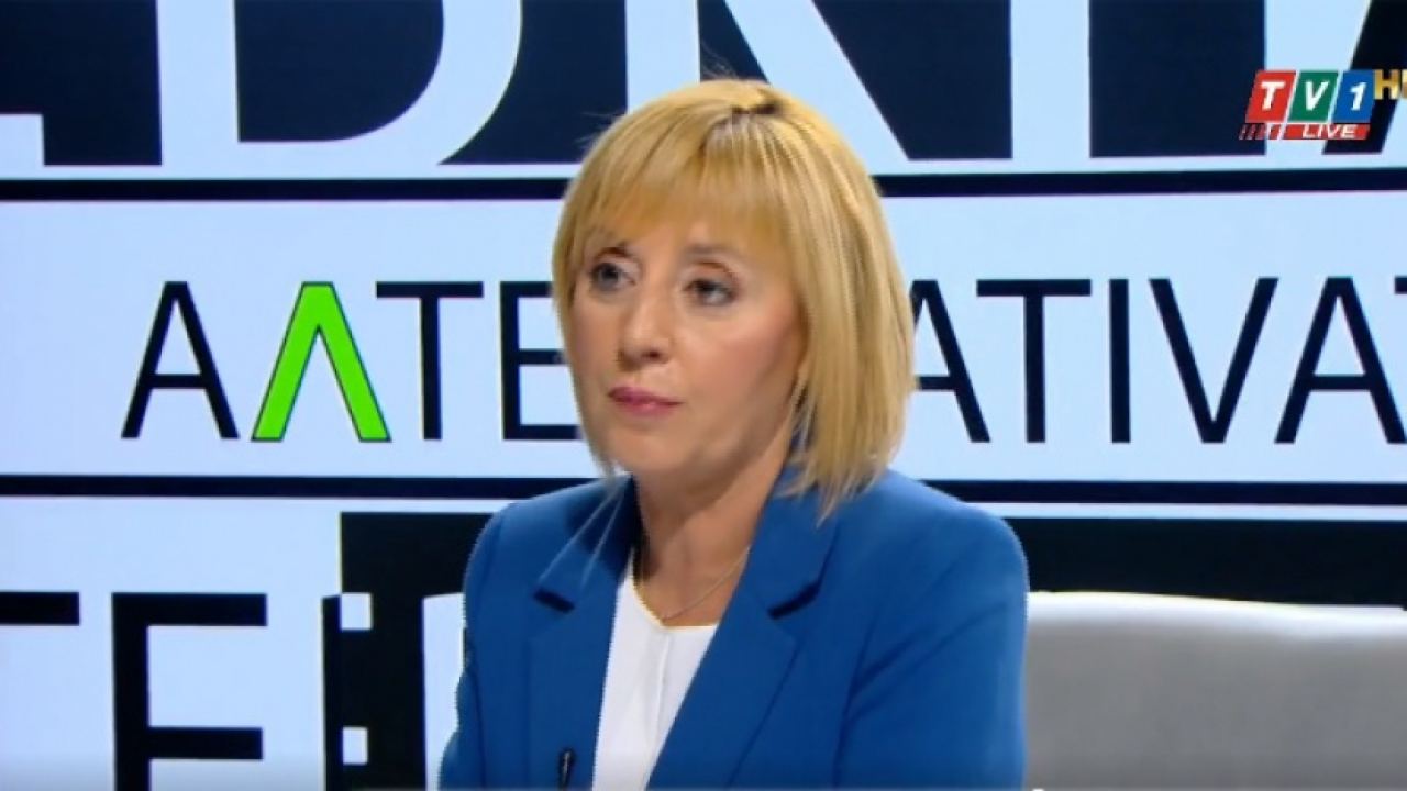 Манолова за кабинета на Слави Трифонов: Доходите и  преизчисляването на пенсиите са съществени пропуски в списъка обявен днес
