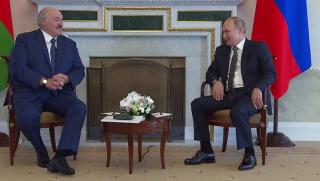 Свят, натиск, Русия, Беларус,- ОНТ, Путин, Лукашенко
