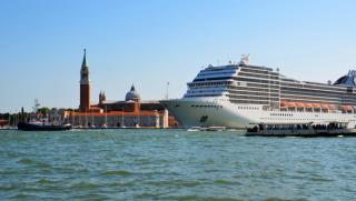 The Guardian, Венеция, закрита, големи круизни кораби