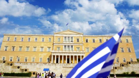 Парламентът на Гърция одобри задължителната ваксинация
