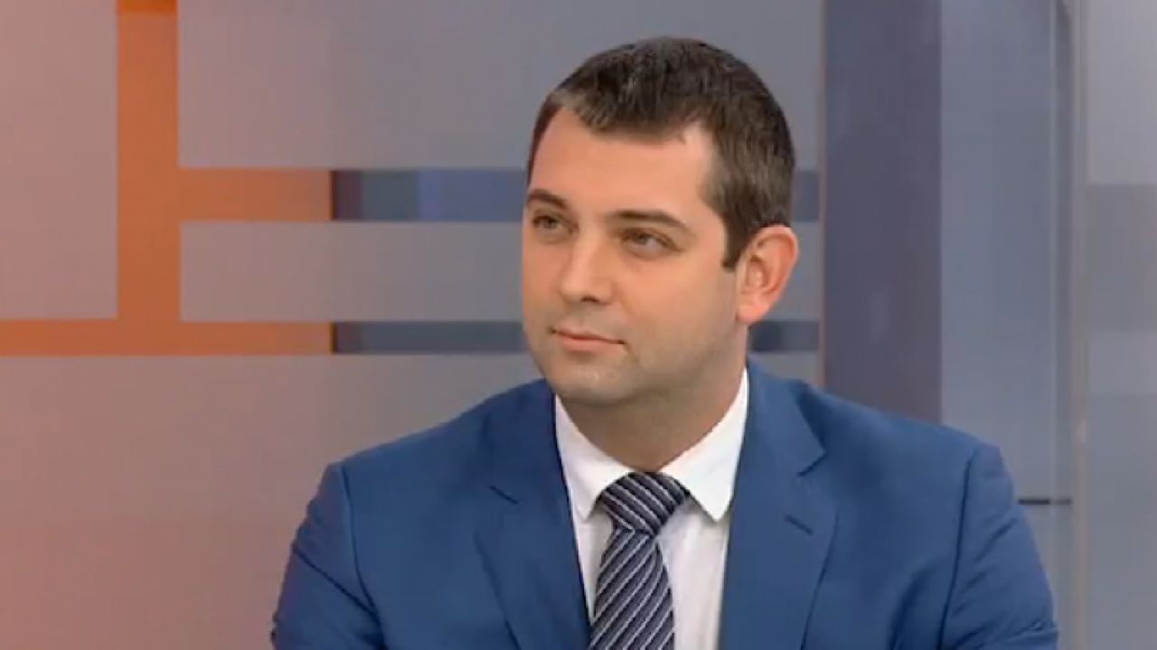 Димитър Делчев от "Изправи се БГ!": Рашков, Минеков, Стоилов и Петков може да останат министри