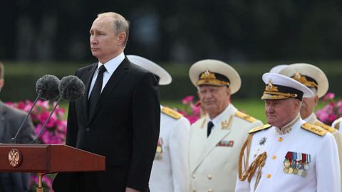 Реч на Путин в чест на 325-годишнината на руския флот