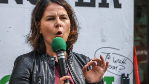 Новият външен министър на ФРГ поема курс за "дружба" с Полша срещу Русия