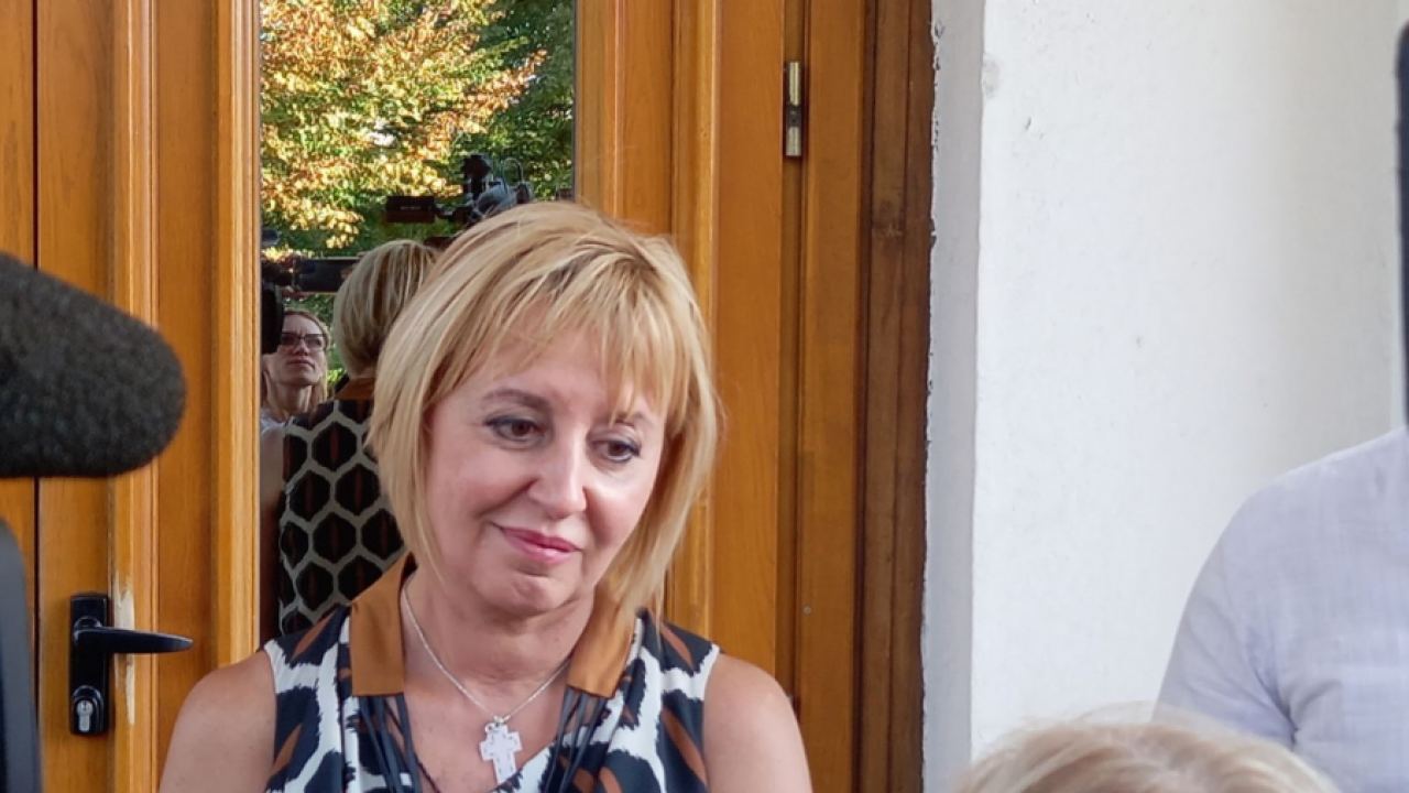 Мая Манолова: Третият мандат е шанс да има кабинет