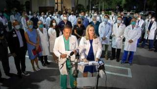MSNBC: Лекарите във Флорида проведоха стачка против неваксинираните пациенти с COVID-19