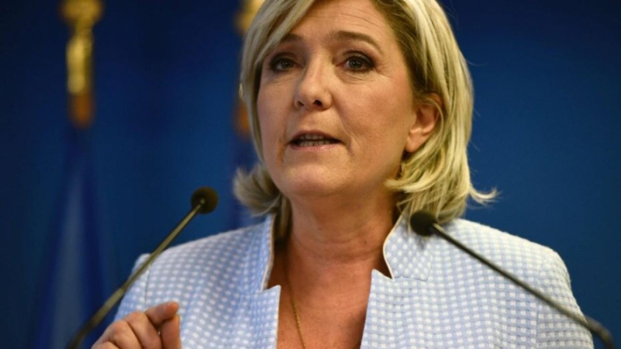Le Monde: Престъпниците в затвора, чужденците - на самолета - Льо Пен сподели идеите, с които ще отиде на президентските избори