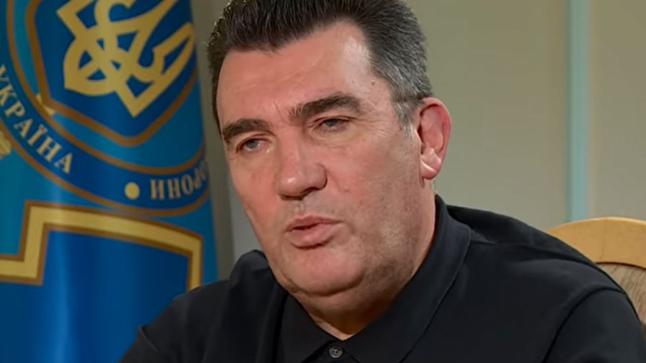 Отказ от кирилица: В Киев продължават да копаят пропаст между Украйна и Русия