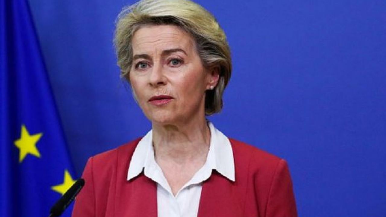 Урсула проля миро в Сърбия