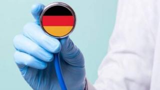 Германски лекар, уволнен, критика, здравна система