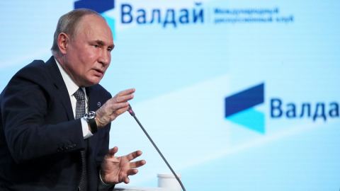 Путин: Правото децата сами да избират пола си е престъпление