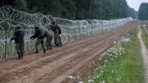 От добросъседство до обстрели през границата - Das Erste за прелома в отношенията между Беларус и Полша