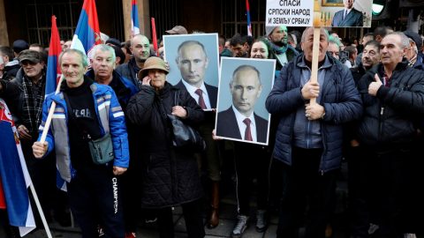 EurActiv: Мнозинството сърби смятат влиянието на Русия и Китай за положително, докато това на ЕС и САЩ - за отрицателно