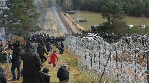 Focus: Години на бездействие и политическа слепота - самият ЕС е виновен за кризата на беларуско-полската граница