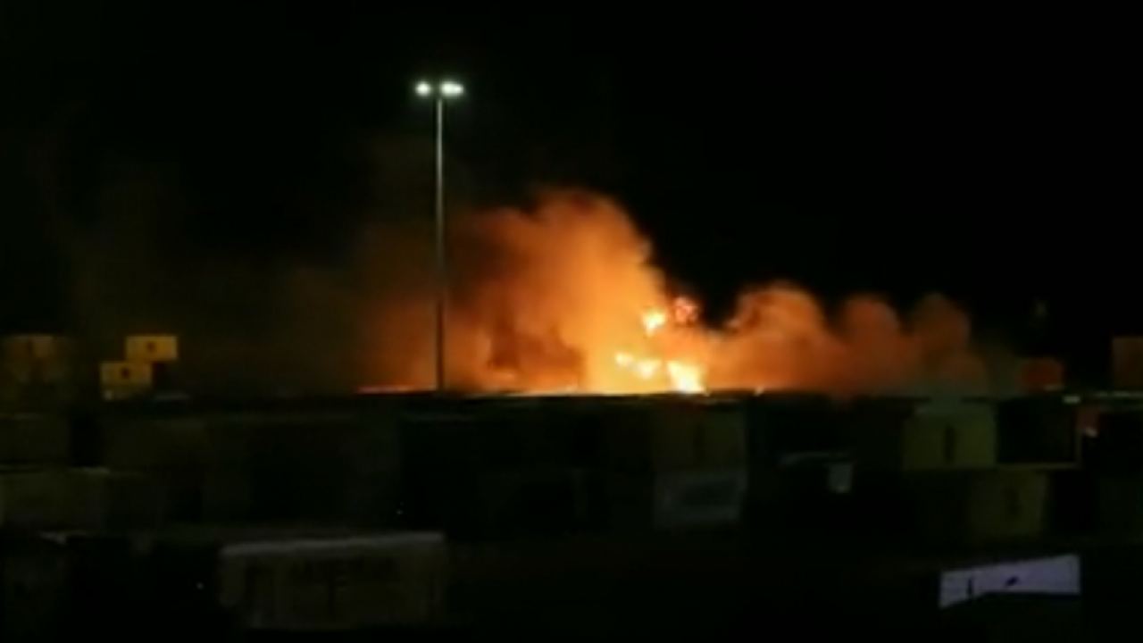 Израел с въздушни удари срещу сирийско пристанище (ВИДЕО)