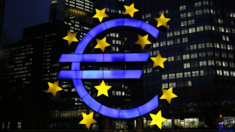 Le Monde: За първи път от 25 години инфлацията в еврозоната достигна 5%