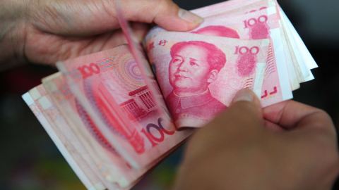 Средният доход на глава от населението в Китай през 2021 г. $460 на месец, което е увеличение от 9,1% от 2020 г.