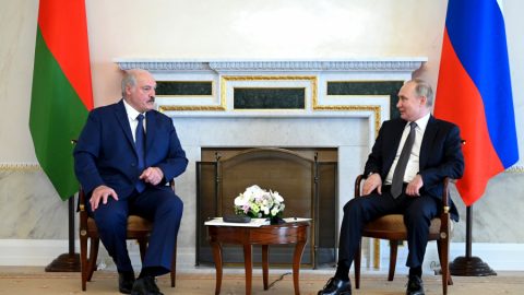 Путин и Лукашенко обсъдиха острите въпроси по отношение на Запада и ситуацията в Украйна