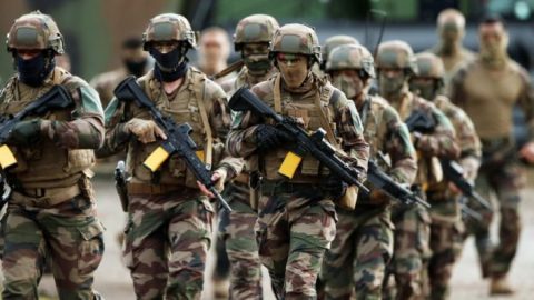 Френски военен отряд пристигна във военна база в Румъния