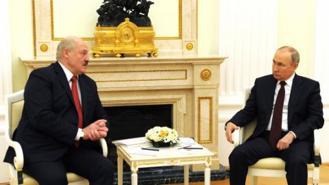 Ход срещу Запада: За какво говори Путин с Лукашенко?