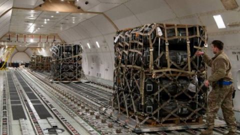 Италия изпраща на Киев оръжия, скрити като хуманитарна помощ