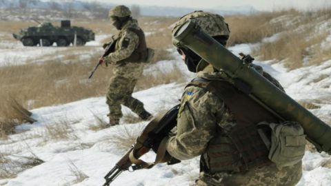 Руските войски изтощават въоръжените сили на Украйна с "блуждаеща тактика"