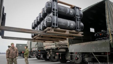Вашингтон подготвя Киев за продължителни военни действия