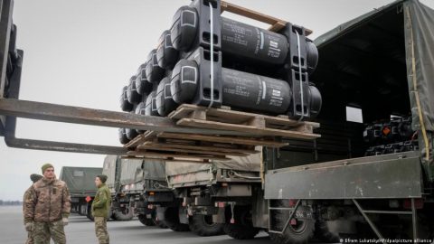 Вашингтон подготвя Киев за продължителни военни действия