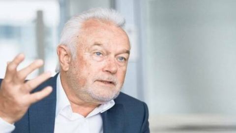 Вицепрезидентът на Бундестага против визита на Олаф Шолц в Украйна