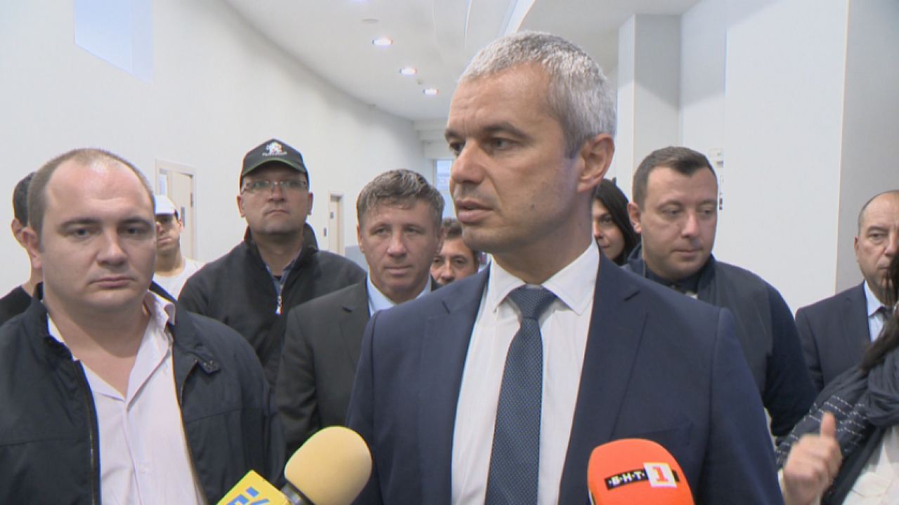 "Възраждане" поиска оставката на правителството