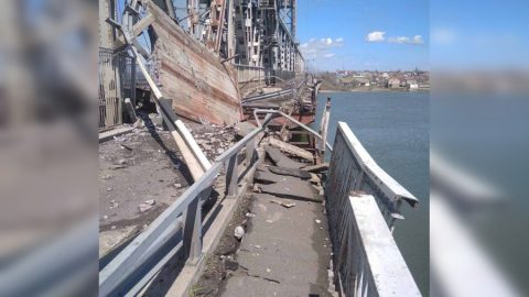 Защо руската армия не разрушава железопътните мостове в Украйна?