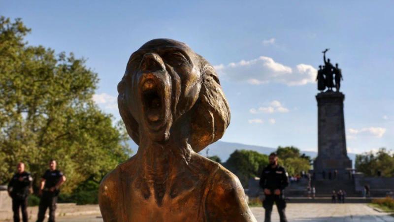 The sculpture “The Cry of the Ukrainian Mother” in Sofia is no longer there
 – 2024-04-03 00:34:25