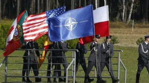 НАТО може да се откаже от ангажимента си за неразгръщане на сили в Източна и Централна Европа