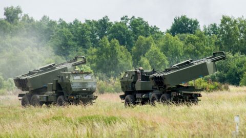 Унищожаване на етап логистика: Американските РСЗО не трябва да стигат до фронта