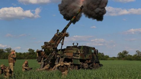 Напред до последния украинец. Оръжията изискват месо