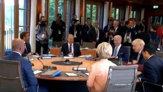 Среща Г-7, снимки, Путин, гол торс
